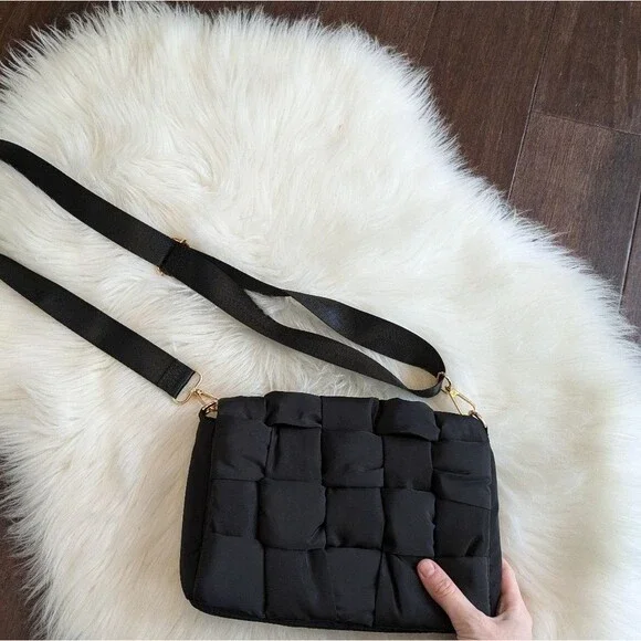 Urban Fit by Urban Expressions Rhodes Crossbody woven nylon purse bag - Picture 7 of 12